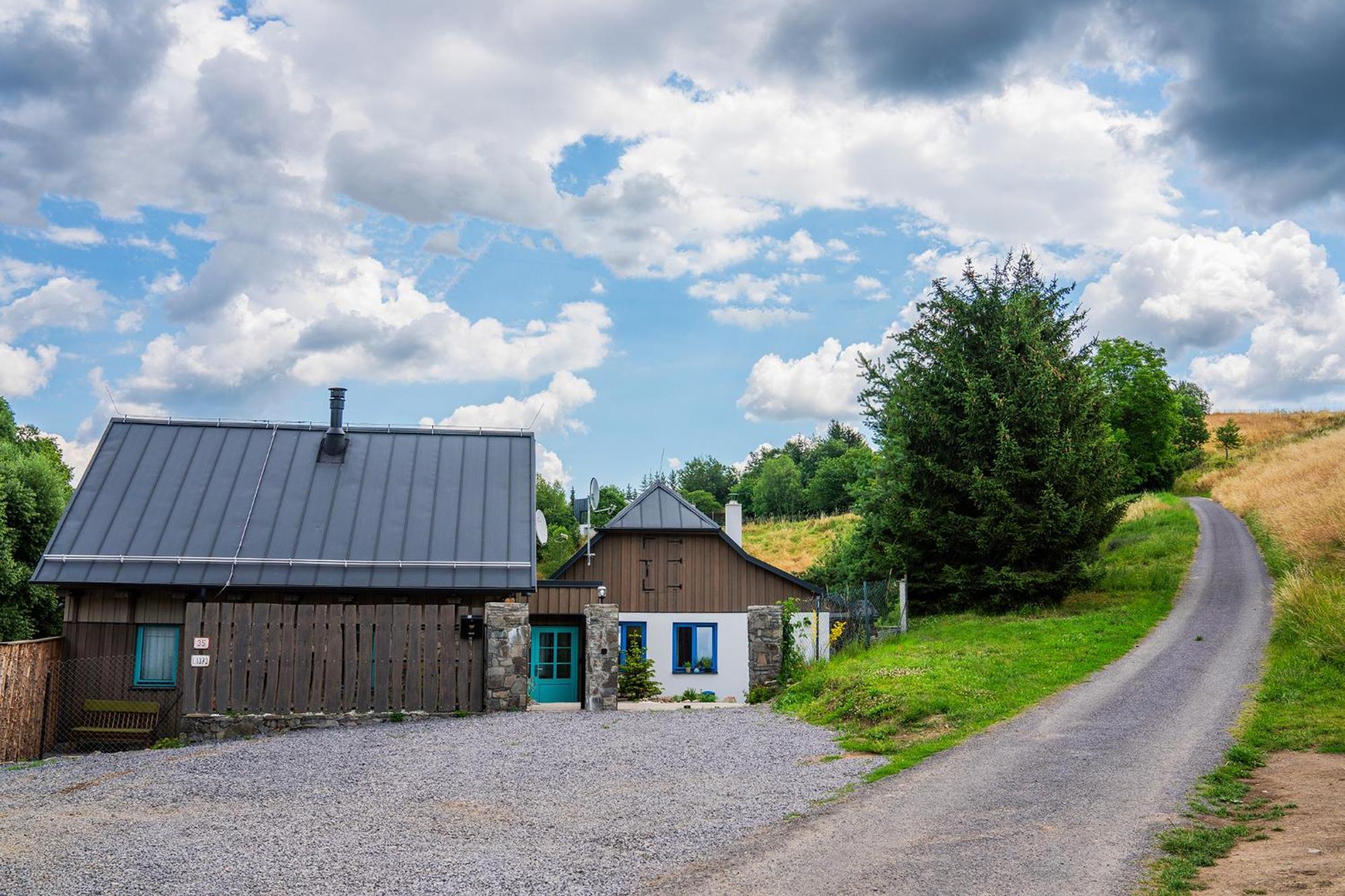 Chalupka Opal A Chalupa Achat Na Luke Lukahuta Chaletstiavnica Banska Stiavnica Na Samote - Samoobsluzny Pristup Cez Pin-Kod Nonstop Экстерьер фото