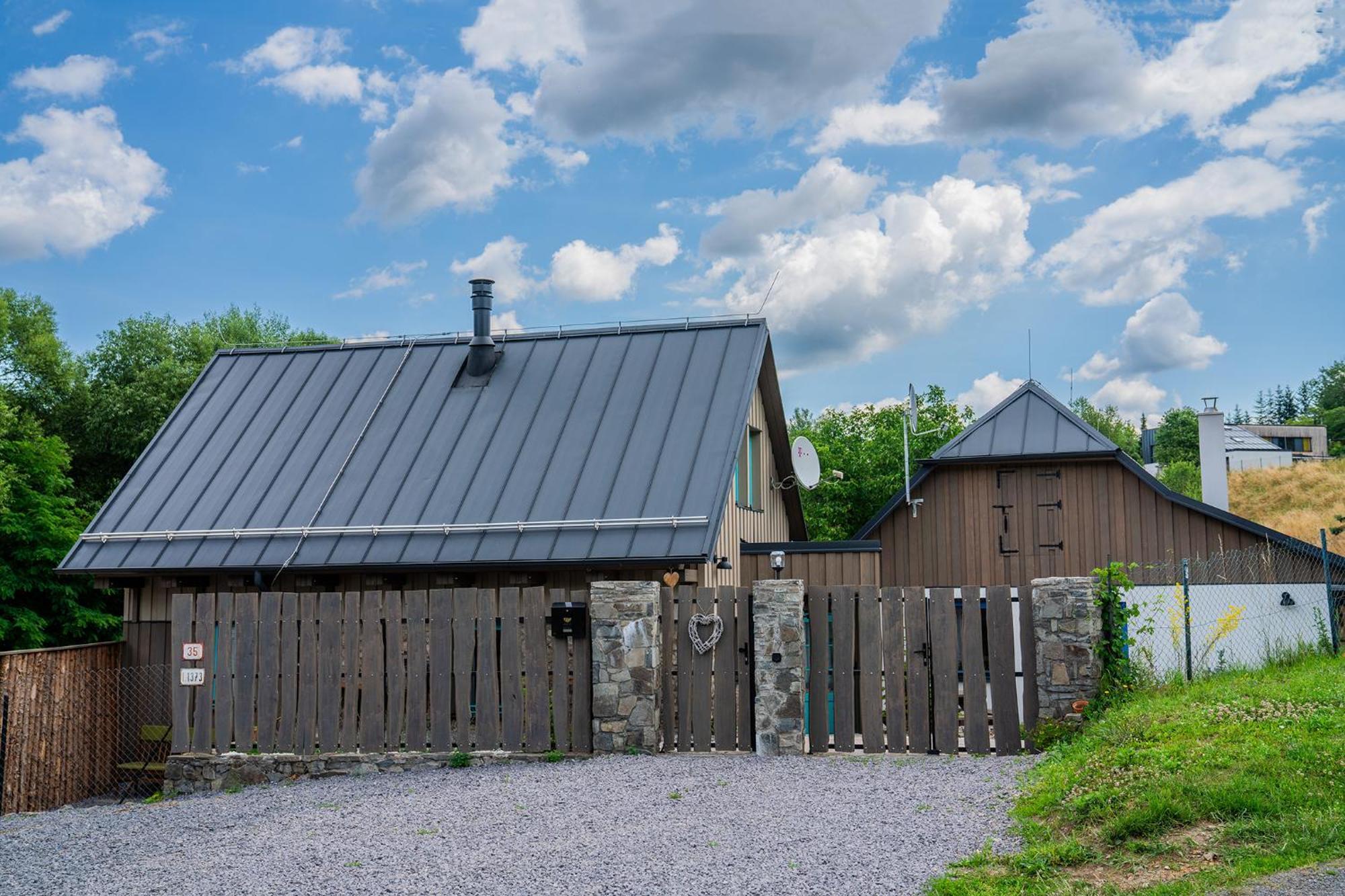 Chalupka Opal A Chalupa Achat Na Luke Lukahuta Chaletstiavnica Banska Stiavnica Na Samote - Samoobsluzny Pristup Cez Pin-Kod Nonstop Экстерьер фото